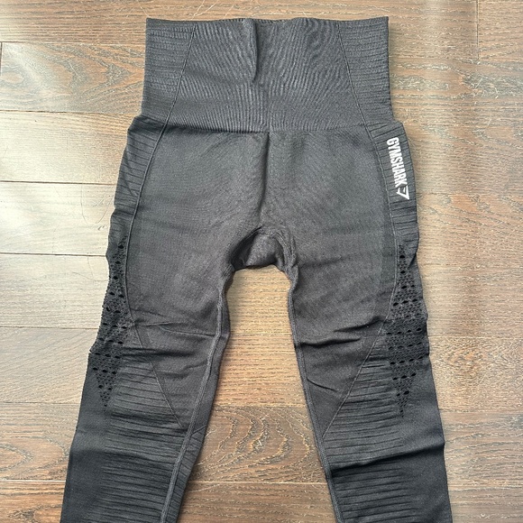 Gymshark Seamless Energy High Waisted Cropped Leggings - Picture 2 of 8